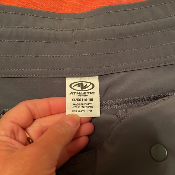 Shorts and Tank Bundle - Picture 2 of 7